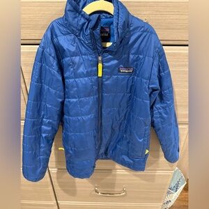 Patagonia boy’s Vibrant Blue Jacket micro puffer